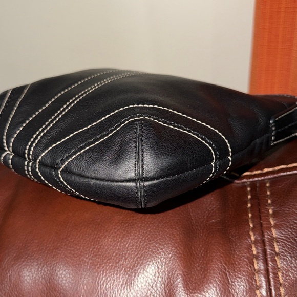 ‼️Vintage Coach Soho Black Leather Crossbody Bag - Picture 10 of 14